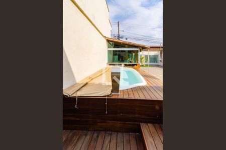 Casa à venda com 400m², 3 quartos e 6 vagasPiscina