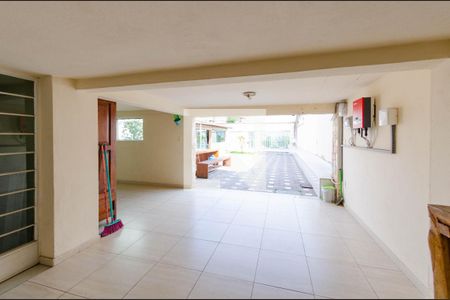 Casa à venda com 400m², 3 quartos e 6 vagasGaragem
