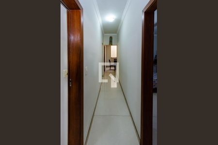 Casa à venda com 400m², 3 quartos e 6 vagasCorredor