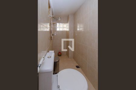 Casa à venda com 400m², 3 quartos e 6 vagasBanheiro de serviço