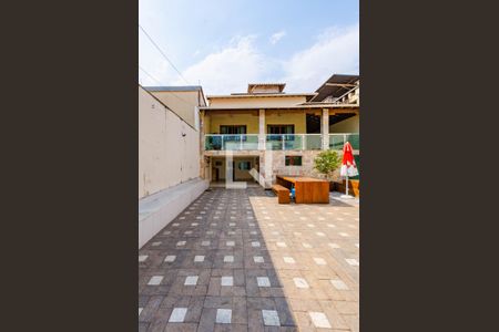 Casa à venda com 400m², 3 quartos e 6 vagasÁrea externa