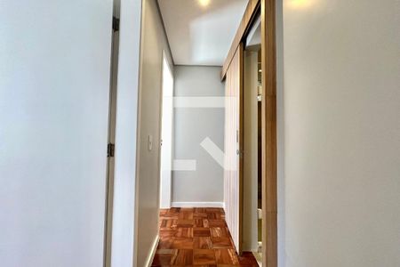Corredor de apartamento para alugar com 3 quartos, 78m² em Vila Monte Alegre, São Paulo
