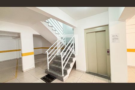 Apartamento para alugar com 105m², 2 quartos e 1 vaga Apartamento para alugar com 105m², 2 quartos e 1 vagaElevador