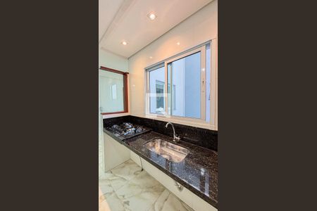 Apartamento para alugar com 105m², 2 quartos e 1 vaga Apartamento para alugar com 105m², 2 quartos e 1 vagaCozinha