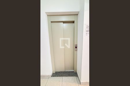 Apartamento para alugar com 105m², 2 quartos e 1 vaga Apartamento para alugar com 105m², 2 quartos e 1 vagaElevador
