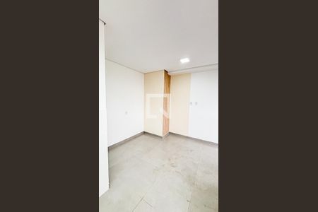 Apartamento para alugar com 105m², 2 quartos e 1 vaga Apartamento para alugar com 105m², 2 quartos e 1 vagaCobertura - Area de Serviço