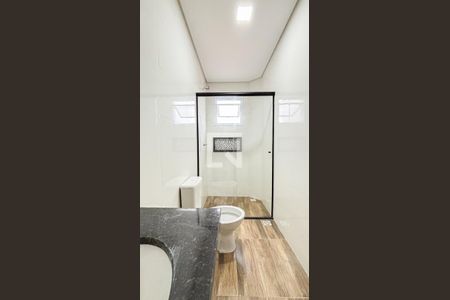 Apartamento para alugar com 105m², 2 quartos e 1 vaga Apartamento para alugar com 105m², 2 quartos e 1 vagaBanheiro da Suíte