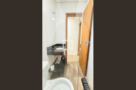 Apartamento para alugar com 105m², 2 quartos e 1 vaga Apartamento para alugar com 105m², 2 quartos e 1 vagaBanheiro