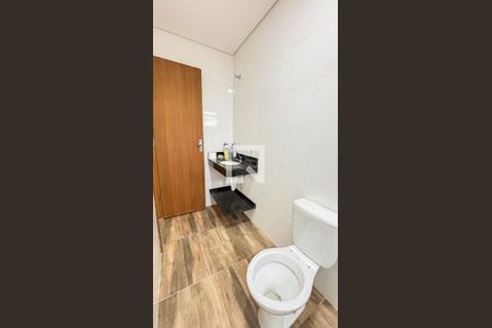 Apartamento para alugar com 105m², 2 quartos e 1 vaga Apartamento para alugar com 105m², 2 quartos e 1 vagaBanheiro da Suíte