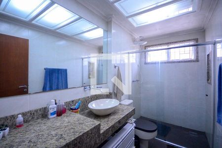 Casa à venda com 190m², 5 quartos e 1 vagaBanheiro Social 