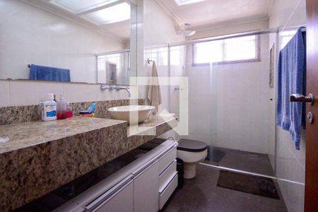 Casa à venda com 190m², 5 quartos e 1 vagaBanheiro Social 