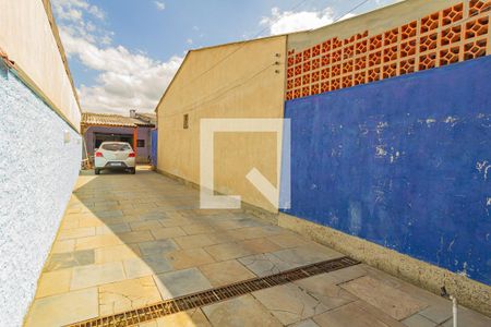 Casa à venda com 65m², 2 quartos e 3 vagas Casa à venda com 65m², 2 quartos e 3 vagasGaragem