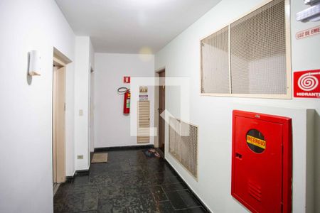 Apartamento à venda com 66m², 2 quartos e 1 vaga Apartamento à venda com 66m², 2 quartos e 1 vagaHall de entrada