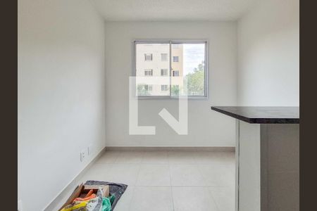 Sala/Cozinha de apartamento à venda com 2 quartos, 32m² em Jardim Celeste, São Paulo