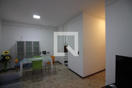 Sala de casa de condomínio à venda com 3 quartos, 120m² em Jardim Lauro Gomes, São Bernardo do Campo