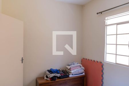 Casa à venda com 333m², 4 quartos e 3 vagas Casa à venda com 333m², 4 quartos e 3 vagasQuarto3