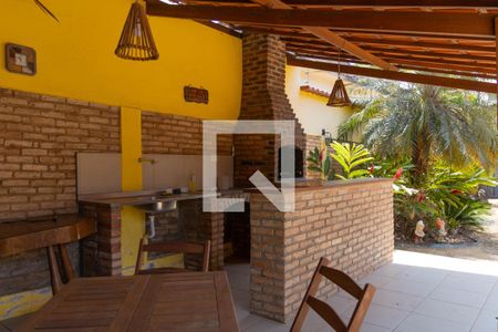 Casa à venda com 333m², 4 quartos e 3 vagas Casa à venda com 333m², 4 quartos e 3 vagasÁrea comum