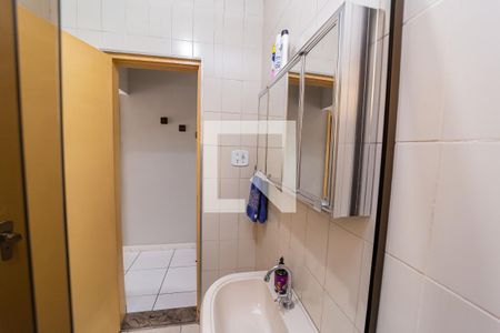 Casa à venda com 350m², 2 quartos e 4 vagasBanheiro