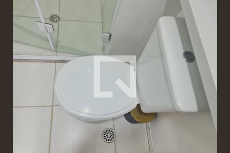 Apartamento à venda com 36m², 2 quartos e sem vaga Apartamento à venda com 36m², 2 quartos e sem vagaBanheiro Social