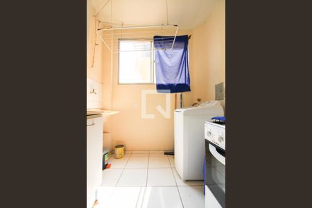 Apartamento à venda com 45m², 2 quartos e 1 vaga Apartamento à venda com 45m², 2 quartos e 1 vagaCozinha e Área de Serviço