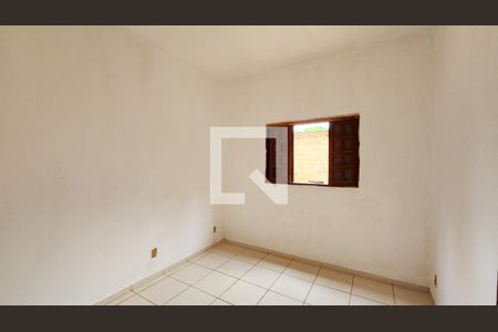 Casa à venda com 2360m², 3 quartos e 8 vagas Casa à venda com 2360m², 3 quartos e 8 vagasQuarto 1