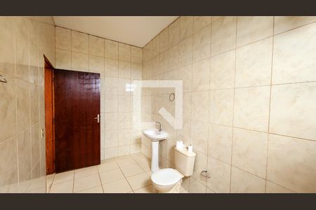 Casa à venda com 2360m², 3 quartos e 8 vagas Casa à venda com 2360m², 3 quartos e 8 vagasBanheiro da Suíte