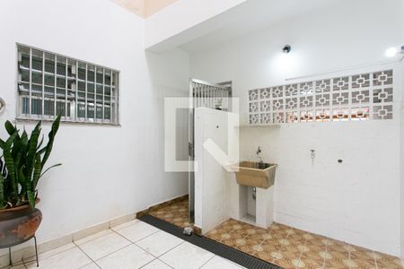 Casa à venda com 400m², 6 quartos e 2 vagasCasa 1 - Área de Serviço