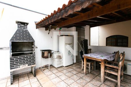 Casa à venda com 400m², 6 quartos e 2 vagasCasa 2 - Varanda 1