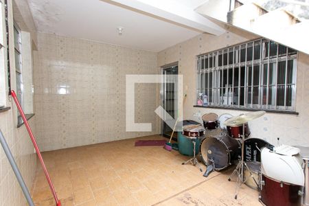 Casa à venda com 400m², 6 quartos e 2 vagasCasa 2 - Quintal