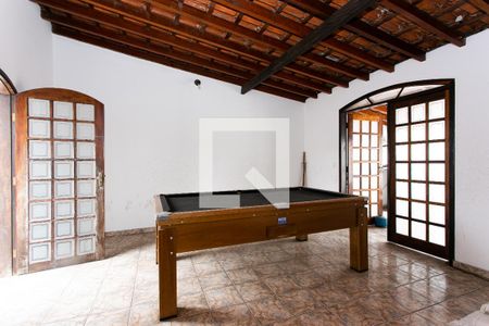 Casa à venda com 400m², 6 quartos e 2 vagasCasa 2 - Salão