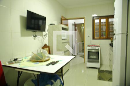 Casa à venda com 120m², 2 quartos e 2 vagasCozinha