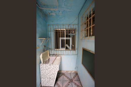 Casa para alugar com 23m², 2 quartos e 1 vagaÁrea de Serviço