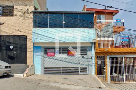 Casa à venda com 220m², 4 quartos e 1 vagaFachada + placa