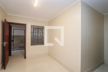 Casa de condomínio à venda com 984m², 4 quartos e 8 vagas Casa de condomínio à venda com 984m², 4 quartos e 8 vagasSala de Serviço