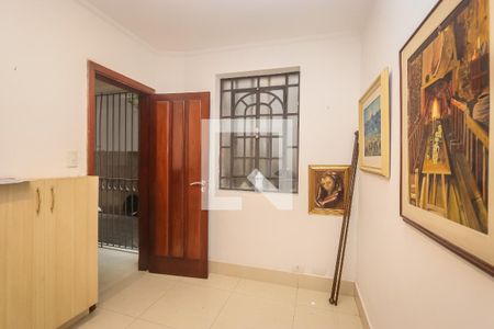 Casa de condomínio à venda com 984m², 4 quartos e 8 vagas Casa de condomínio à venda com 984m², 4 quartos e 8 vagasQuarto de Serviço 2