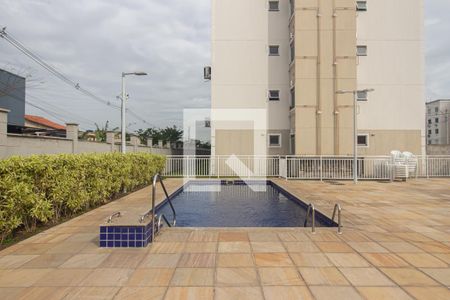Apartamento para alugar com 42m², 2 quartos e 1 vaga Apartamento para alugar com 42m², 2 quartos e 1 vagaÁrea comum - Piscina