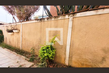 Casa à venda com 235m², 4 quartos e 8 vagasQuintal