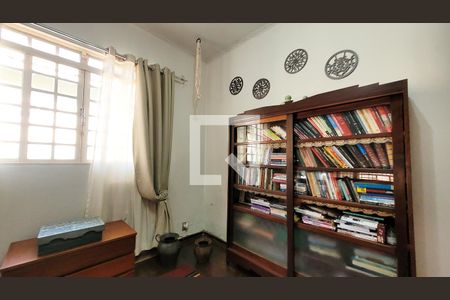 Casa à venda com 235m², 4 quartos e 8 vagasEspaço de Leitura