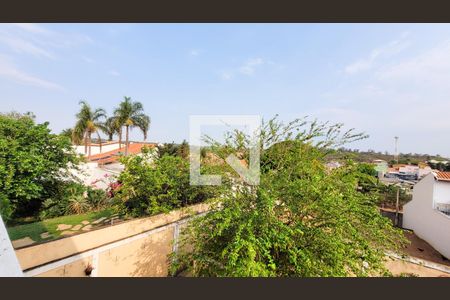 Casa à venda com 235m², 4 quartos e 8 vagasVaranda da Suite Master