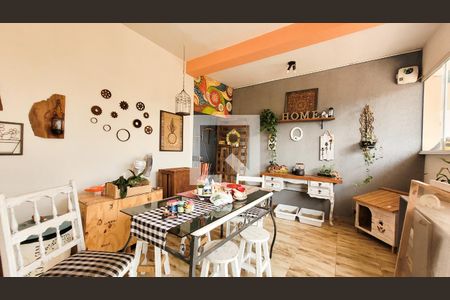 Casa à venda com 235m², 4 quartos e 8 vagasÁrea gourmet