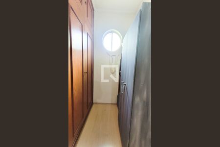 Casa à venda com 235m², 4 quartos e 8 vagasCloset Suite Master