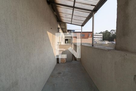 Casa à venda com 180m², 3 quartos e 2 vagas Casa à venda com 180m², 3 quartos e 2 vagasCasa 1 Área de Serviço