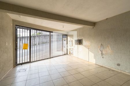 Casa à venda com 180m², 3 quartos e 2 vagas Casa à venda com 180m², 3 quartos e 2 vagasGaragem