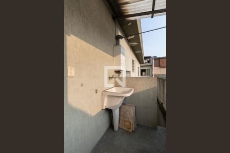 Casa à venda com 180m², 3 quartos e 2 vagas Casa à venda com 180m², 3 quartos e 2 vagasCasa 1 Área de Serviço