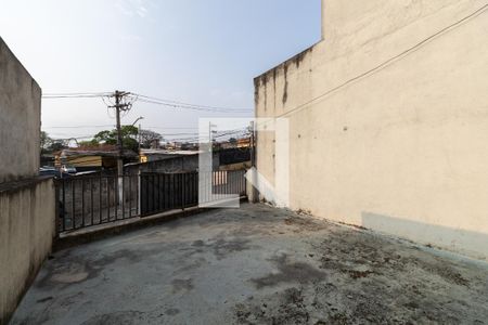Casa à venda com 180m², 3 quartos e 2 vagas Casa à venda com 180m², 3 quartos e 2 vagasCasa 1 Varanda