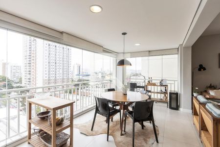 Apartamento para alugar com 100m², 3 quartos e 2 vagas Apartamento para alugar com 100m², 3 quartos e 2 vagasVaranda