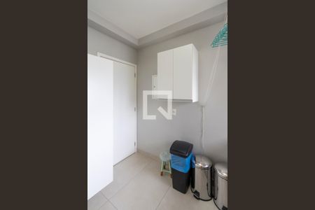 Apartamento para alugar com 100m², 3 quartos e 2 vagas Apartamento para alugar com 100m², 3 quartos e 2 vagasÁrea de Serviço