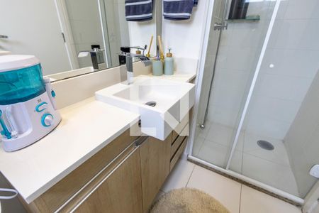 Banheiro de apartamento para alugar com 3 quartos, 100m² em Vila Romana, São Paulo