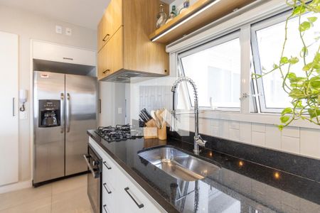 Apartamento para alugar com 100m², 3 quartos e 2 vagas Apartamento para alugar com 100m², 3 quartos e 2 vagasCozinha