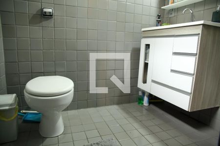 Casa à venda com 128m², 3 quartos e 2 vagasBanheiro Social